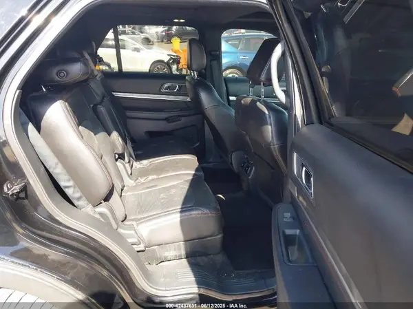 1FM5K8GT3JGC00650 2018 FORD EXPLORER - Image 8