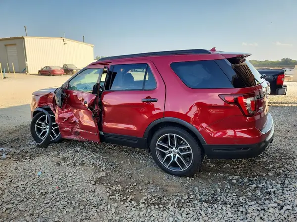 1FM5K8GT3JGC22812 2018 FORD EXPLORER - Image 2