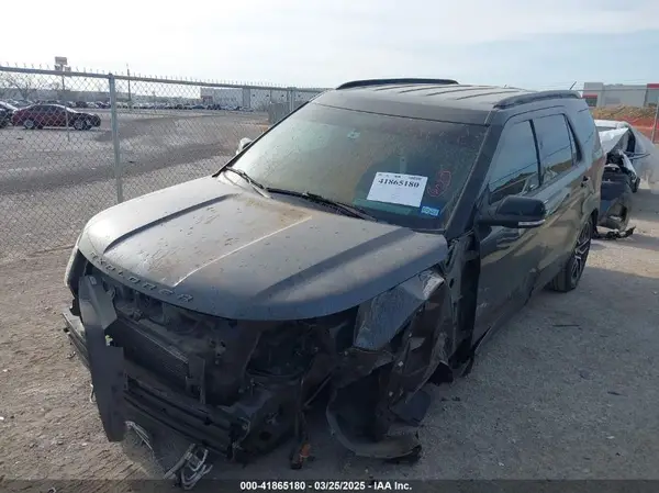 1FM5K8GT3KGA71276 2019 FORD EXPLORER - Image 2