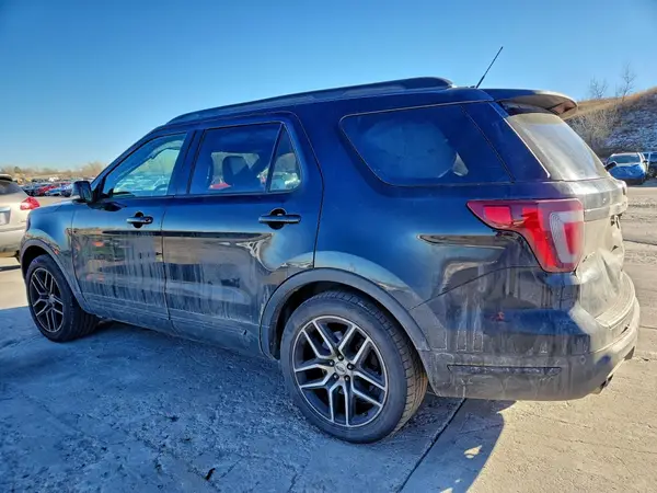 1FM5K8GT3KGB12117 2019 FORD EXPLORER - Image 2