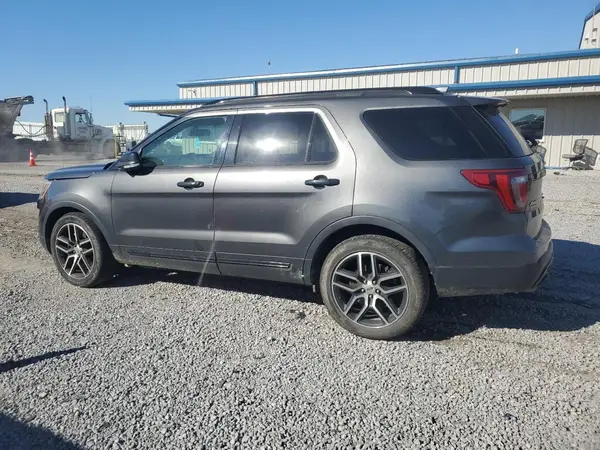 1FM5K8GT4GGB39219 2016 FORD EXPLORER - Image 2
