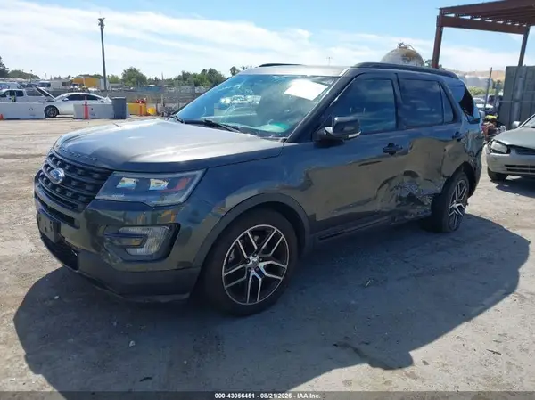1FM5K8GT4GGB95371 2016 FORD EXPLORER - Image 2