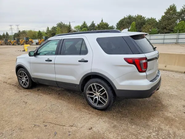 1FM5K8GT4GGC31575 2016 FORD EXPLORER - Image 2