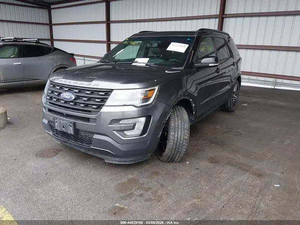 1FM5K8GT4GGC33620 2016 FORD EXPLORER - Image 2