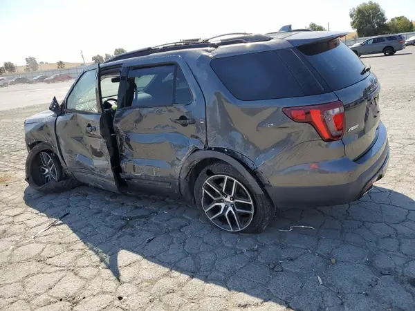 1FM5K8GT4GGC59067 2016 FORD EXPLORER - Image 2