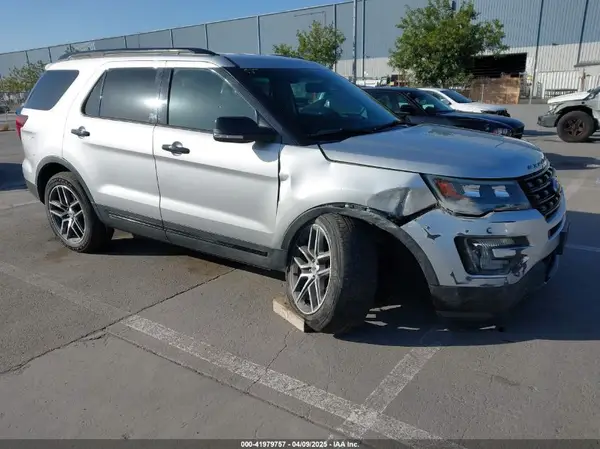 1FM5K8GT4GGC59117 2016 FORD EXPLORER - Image 1