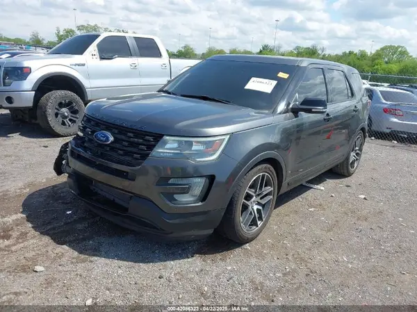 1FM5K8GT4GGC64463 2016 FORD EXPLORER - Image 2