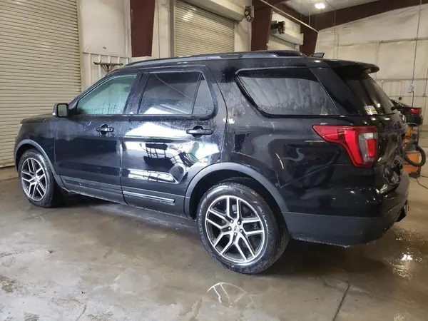 1FM5K8GT4HGA22760 2017 FORD EXPLORER - Image 2