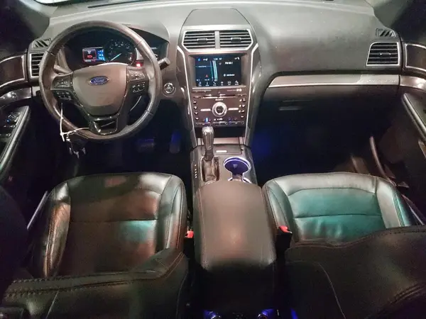 1FM5K8GT4HGA22760 2017 FORD EXPLORER - Image 8