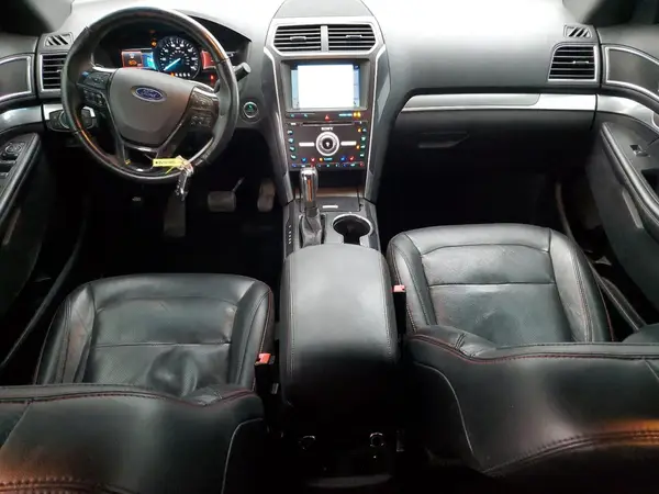 1FM5K8GT4HGA67827 2017 FORD EXPLORER - Image 8