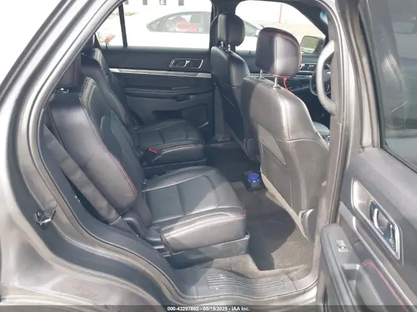1FM5K8GT4HGA86264 2017 FORD EXPLORER - Image 8