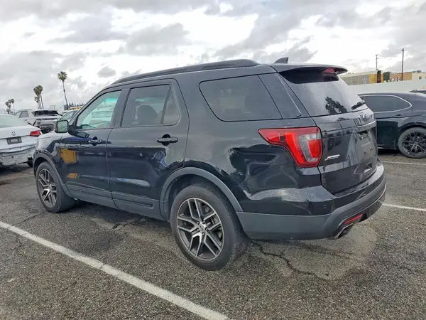 1FM5K8GT4HGB06870 2017 FORD EXPLORER - Image 2