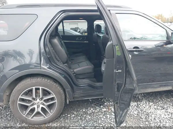 1FM5K8GT4HGB07727 2017 FORD EXPLORER - Image 8