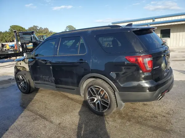 1FM5K8GT4HGB63229 2017 FORD EXPLORER - Image 2