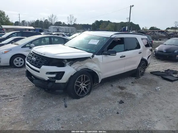 1FM5K8GT4HGC02790 2017 FORD EXPLORER - Image 2