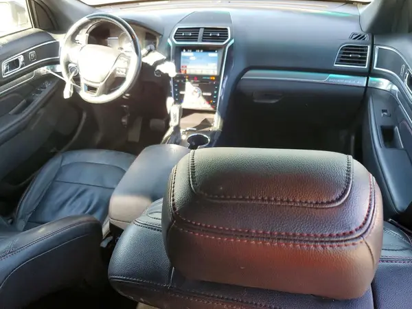 1FM5K8GT4HGD56528 2017 FORD EXPLORER - Image 8