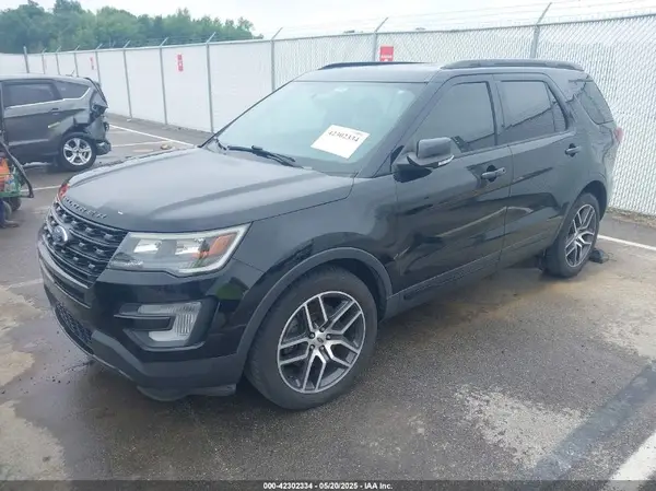 1FM5K8GT4HGE07722 2017 FORD EXPLORER - Image 2