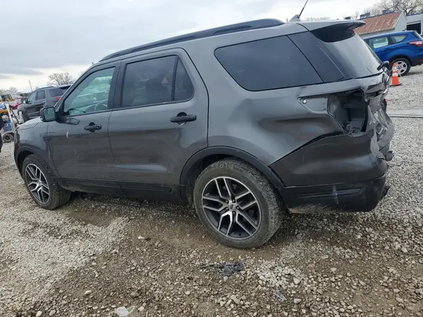 1FM5K8GT4JGA18455 2018 FORD EXPLORER - Image 2
