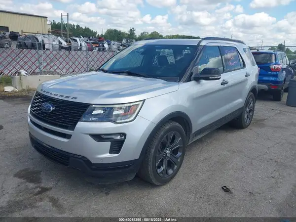 1FM5K8GT4JGA36440 2018 FORD EXPLORER - Image 2