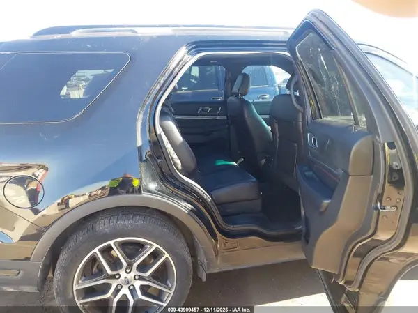 1FM5K8GT4JGA43047 2018 FORD EXPLORER - Image 8