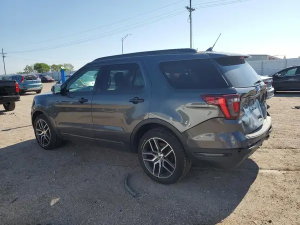 1FM5K8GT4JGA52993 2018 FORD EXPLORER - Image 2