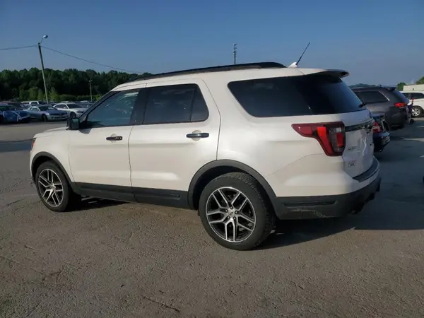 1FM5K8GT4JGB13453 2018 FORD EXPLORER - Image 2