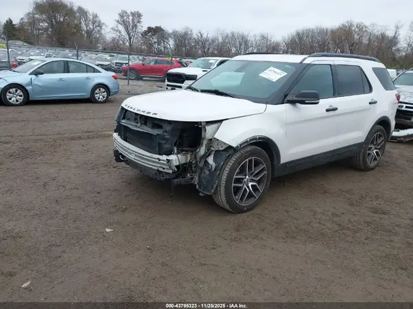 1FM5K8GT4JGB82112 2018 FORD EXPLORER - Image 2