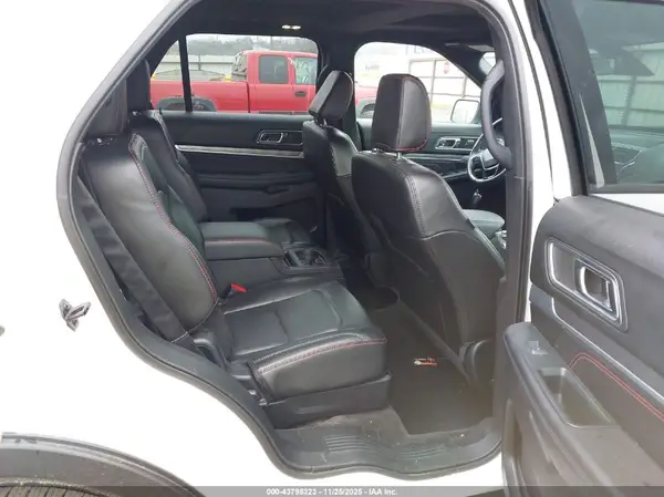 1FM5K8GT4JGB82112 2018 FORD EXPLORER - Image 8