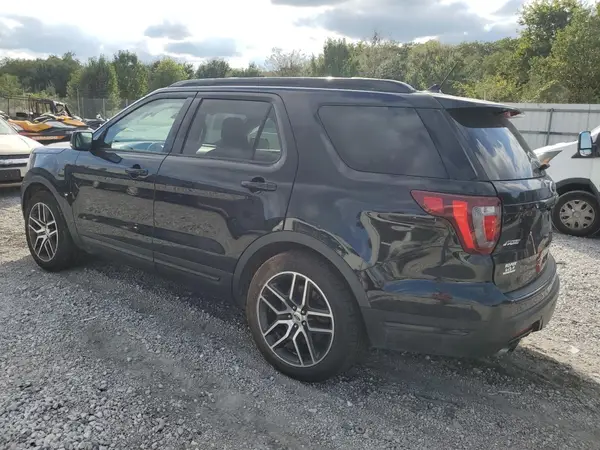 1FM5K8GT4JGC11057 2018 FORD EXPLORER - Image 2