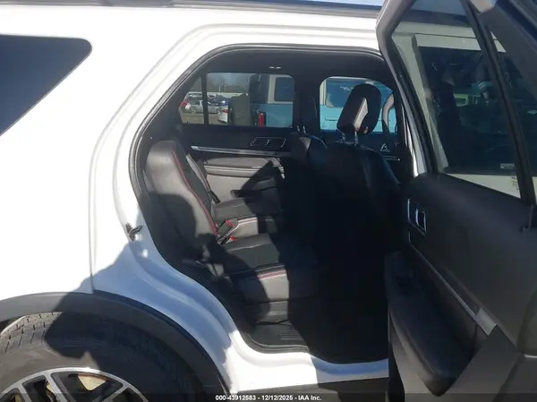 1FM5K8GT4JGC83277 2018 FORD EXPLORER - Image 8