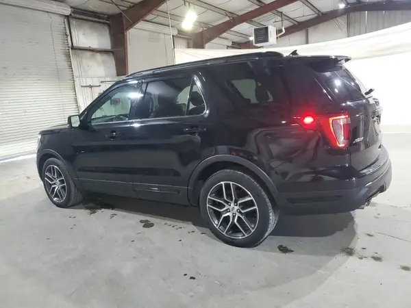 1FM5K8GT4KGA01706 2019 FORD EXPLORER - Image 2