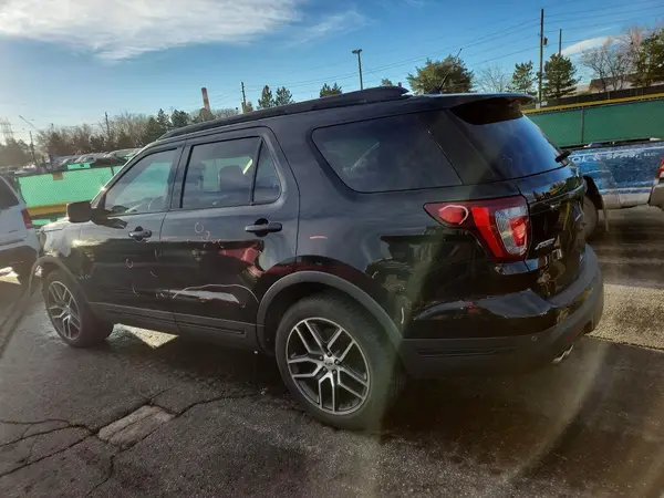 1FM5K8GT4KGA90242 2019 FORD EXPLORER - Image 2