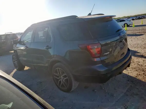 1FM5K8GT4KGB07072 2019 FORD EXPLORER - Image 2