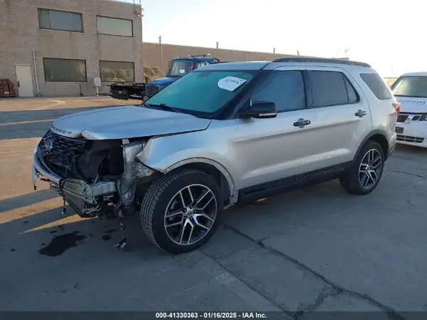 1FM5K8GT4KGB12739 2019 FORD EXPLORER - Image 2
