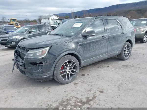 1FM5K8GT4KGB50830 2019 FORD EXPLORER - Image 2