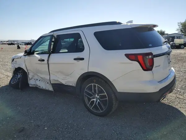 1FM5K8GT5GGA04086 2016 FORD EXPLORER - Image 2