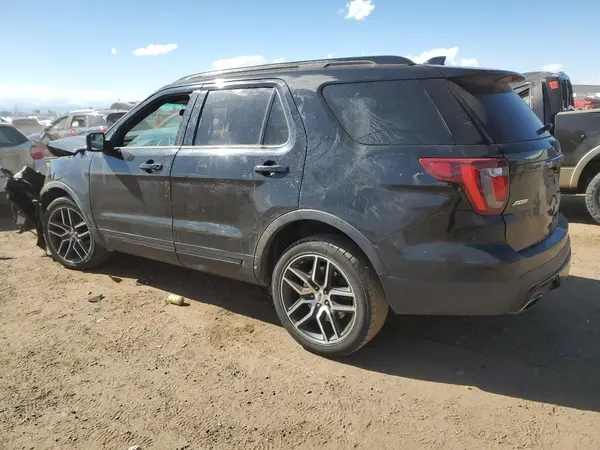 1FM5K8GT5GGA11863 2016 FORD EXPLORER - Image 2