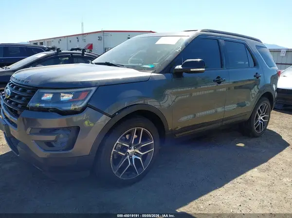 1FM5K8GT5GGA85476 2016 FORD EXPLORER - Image 2
