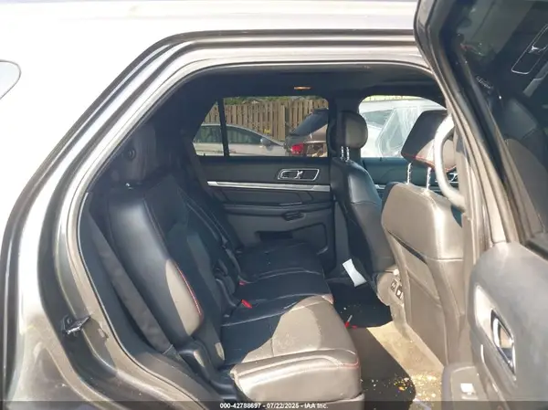 1FM5K8GT5GGB00865 2016 FORD EXPLORER - Image 8
