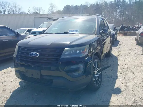 1FM5K8GT5GGB15348 2016 FORD EXPLORER - Image 2