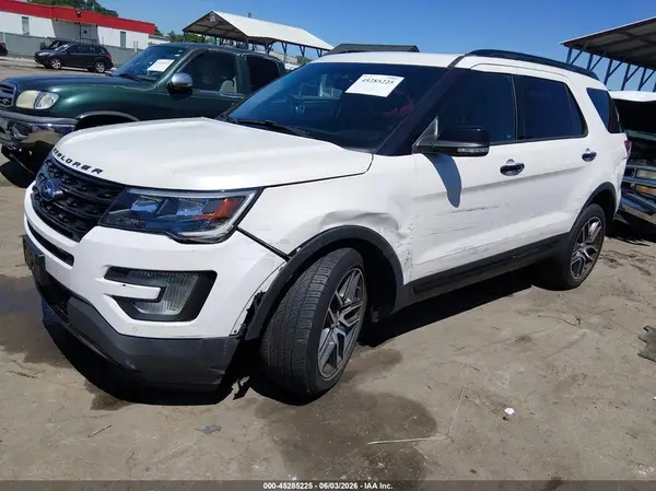 1FM5K8GT5GGB50228 2016 FORD EXPLORER - Image 2