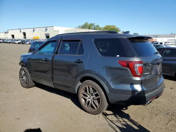 1FM5K8GT5GGB57082 2016 FORD EXPLORER - Image 2