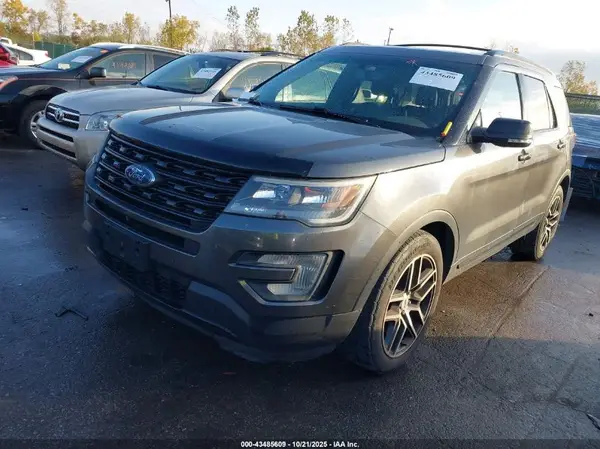 1FM5K8GT5GGB59902 2016 FORD EXPLORER - Image 2