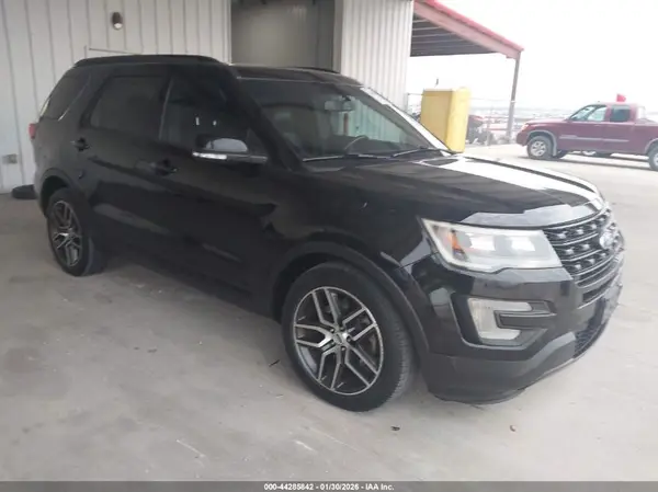 1FM5K8GT5GGC10945 2016 FORD EXPLORER - Image 1
