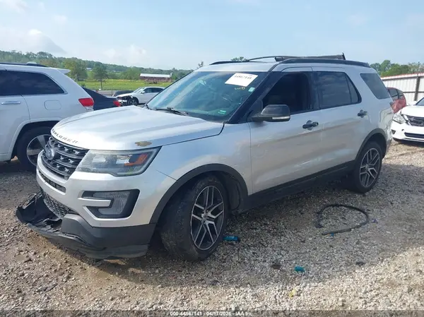 1FM5K8GT5GGC30290 2016 FORD EXPLORER - Image 2