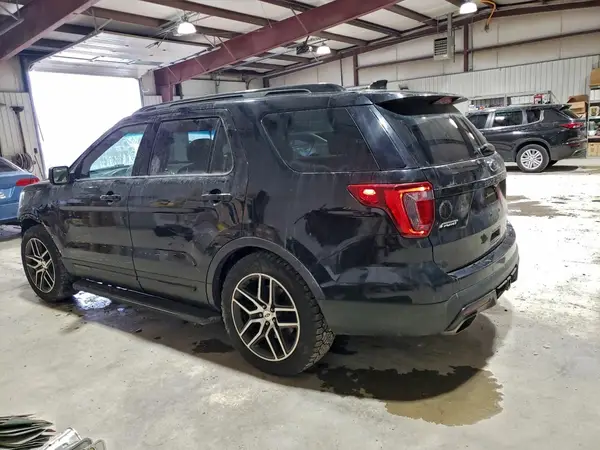 1FM5K8GT5GGC38700 2016 FORD EXPLORER - Image 2