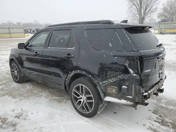1FM5K8GT5GGC71311 2016 FORD EXPLORER - Image 2