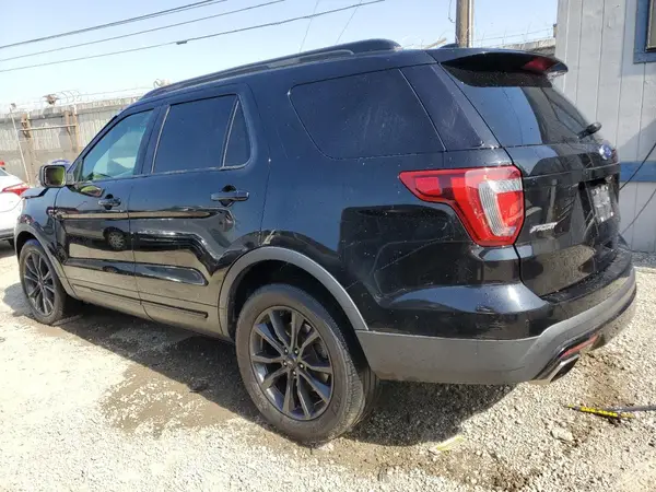 1FM5K8GT5GGC87184 2016 FORD EXPLORER - Image 2