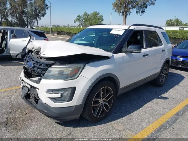 1FM5K8GT5GGC87413 2016 FORD EXPLORER - Image 2