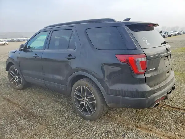 1FM5K8GT5GGC87881 2016 FORD EXPLORER - Image 2